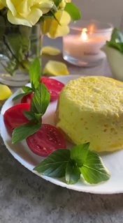 Airy Fluffy Omlette Kbzhu – 109,6/7,1/7,4/3 • Яйця 3 шт. 125 г • Молоко 2,5% 12 …