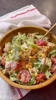 Здоровий салат на 100 грам – 105 ккал використовується – 11/4/5 курячі грудки (варена …